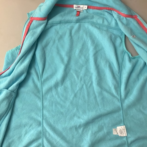 Vineyard vines fleece vest - Picture 4 of 5